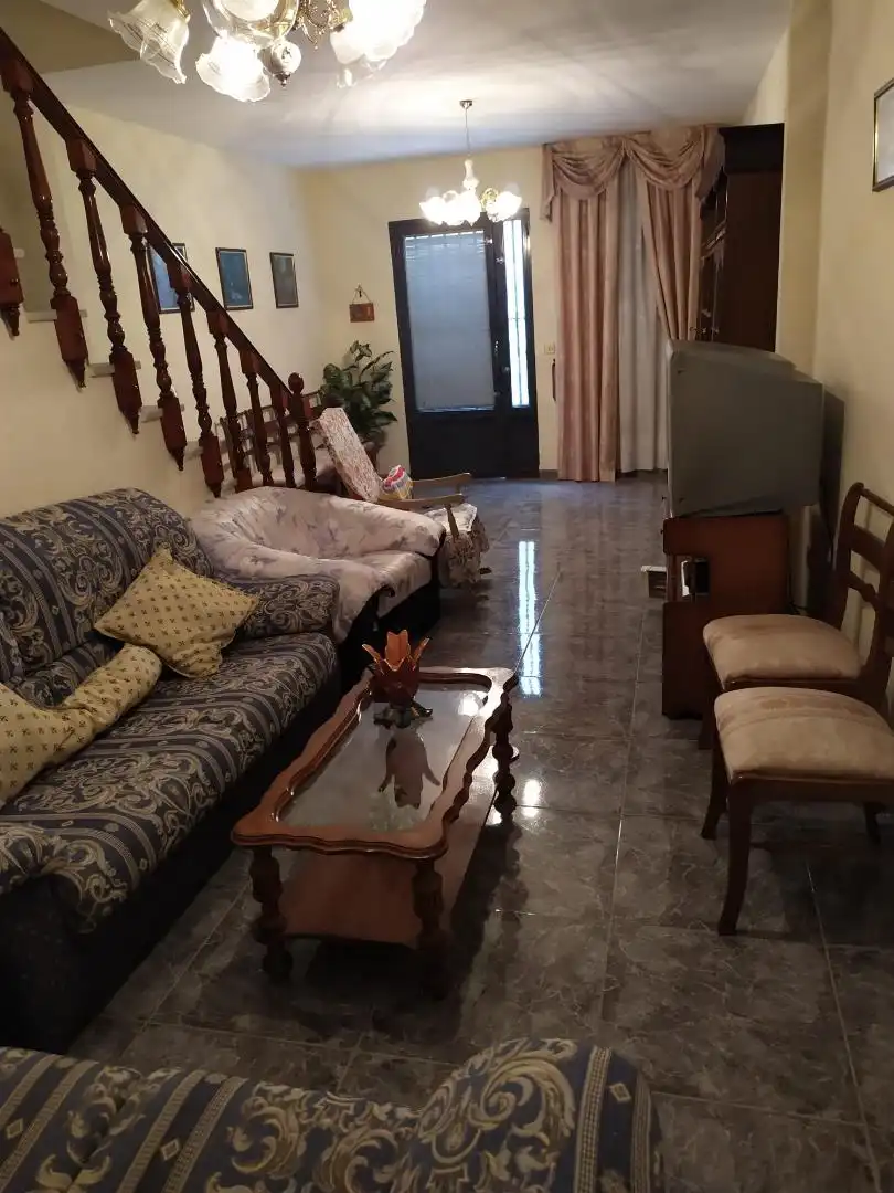 Sala d'estar de Casa o xalet en venda en Fuensanta de Martos amb Terrassa i Balcó