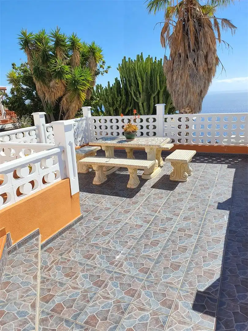 Houses for sale in Calle Drago, Machado - Las Barreras Terrace of Houses for sale in El Rosario with Air Conditioner, Private garden and Parquet flooring
