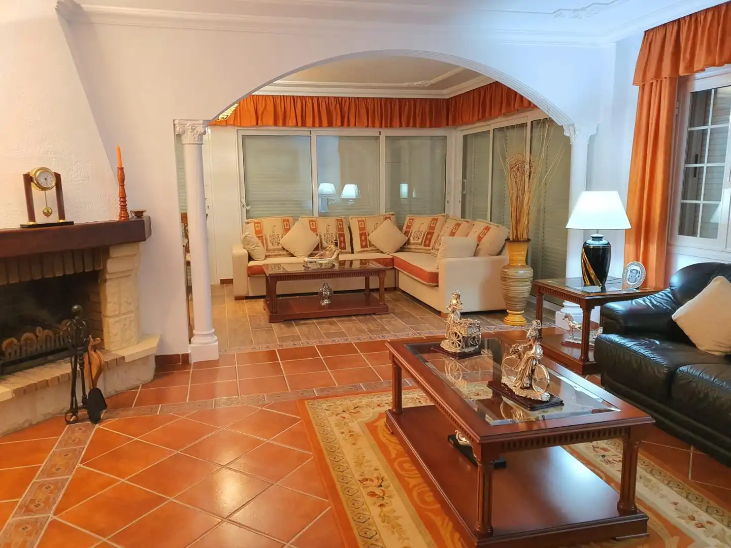 Houses for sale in Calle Drago, Machado - Las Barreras Living room of Houses for sale in El Rosario with Air Conditioner, Private garden and Parquet flooring