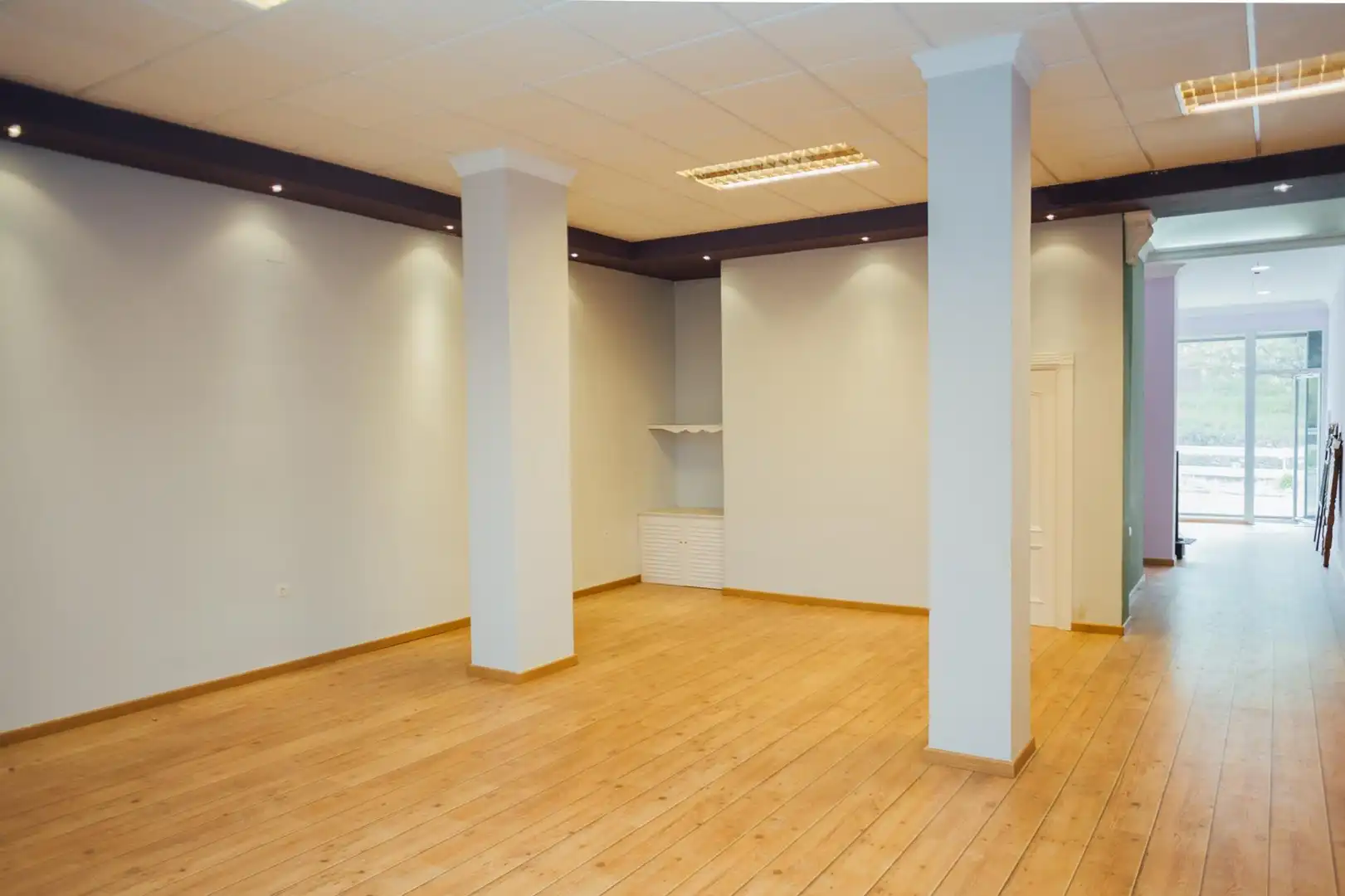 Commercial properties for sale in Carretera Circunvalación, 61, Villacarrillo Commercial properties for sale in Villacarrillo with Parquet flooring