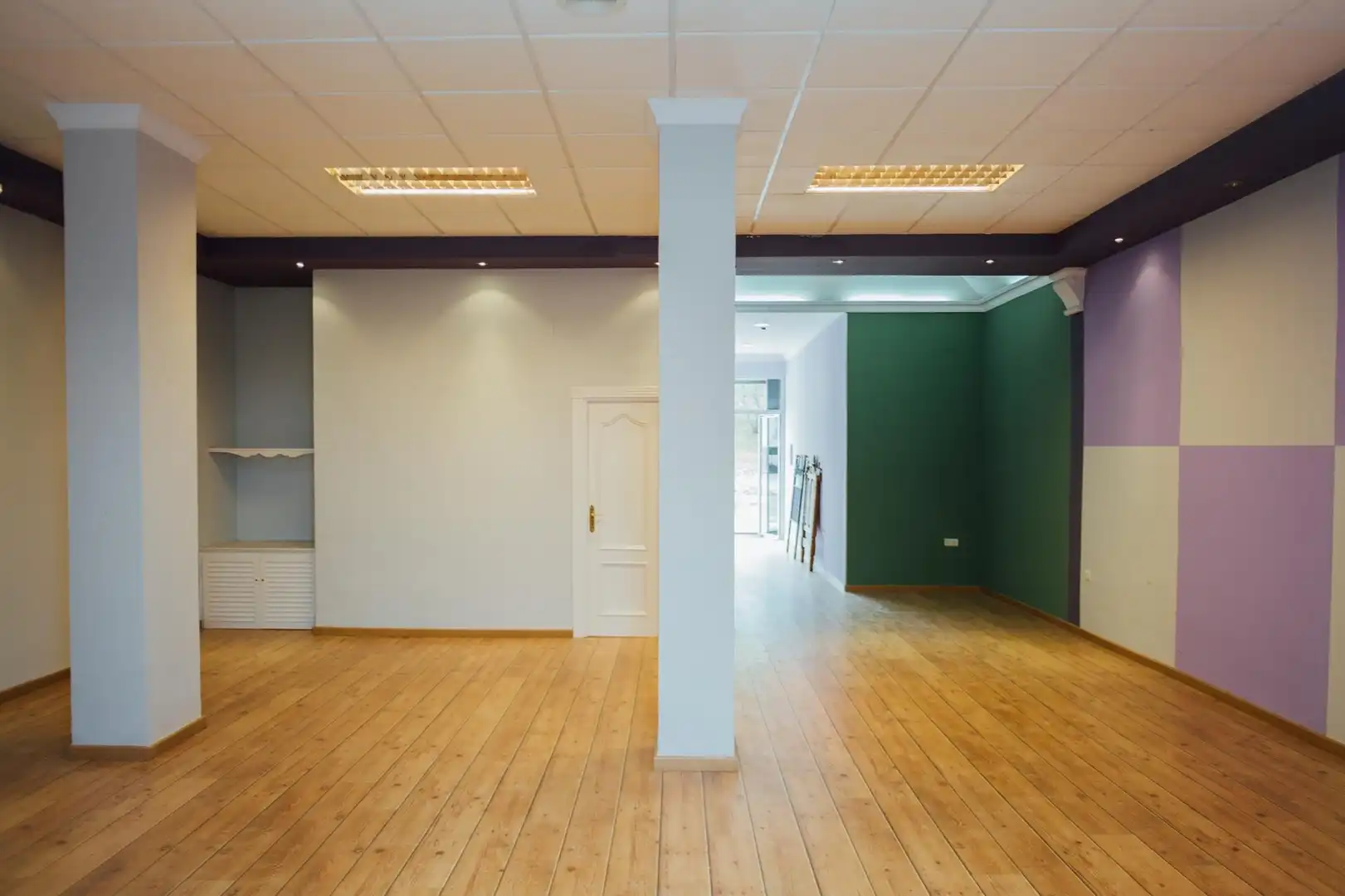 Commercial properties for sale in Carretera Circunvalación, 61, Villacarrillo Commercial properties for sale in Villacarrillo with Parquet flooring