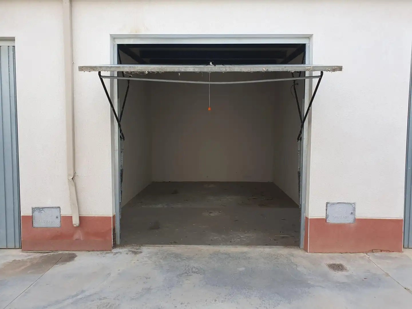 Parking of Garage for sale in Consuegra