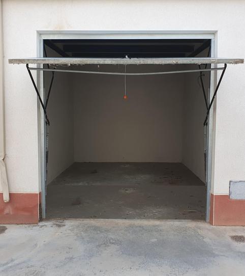 Garaje en venta en Calle Castillo de Gredos, 43, Consuegra, Toledo - imagen 2 Foto 2 de Garaje en venta en Calle Castillo de Gredos, 43, Consuegra, Toledo