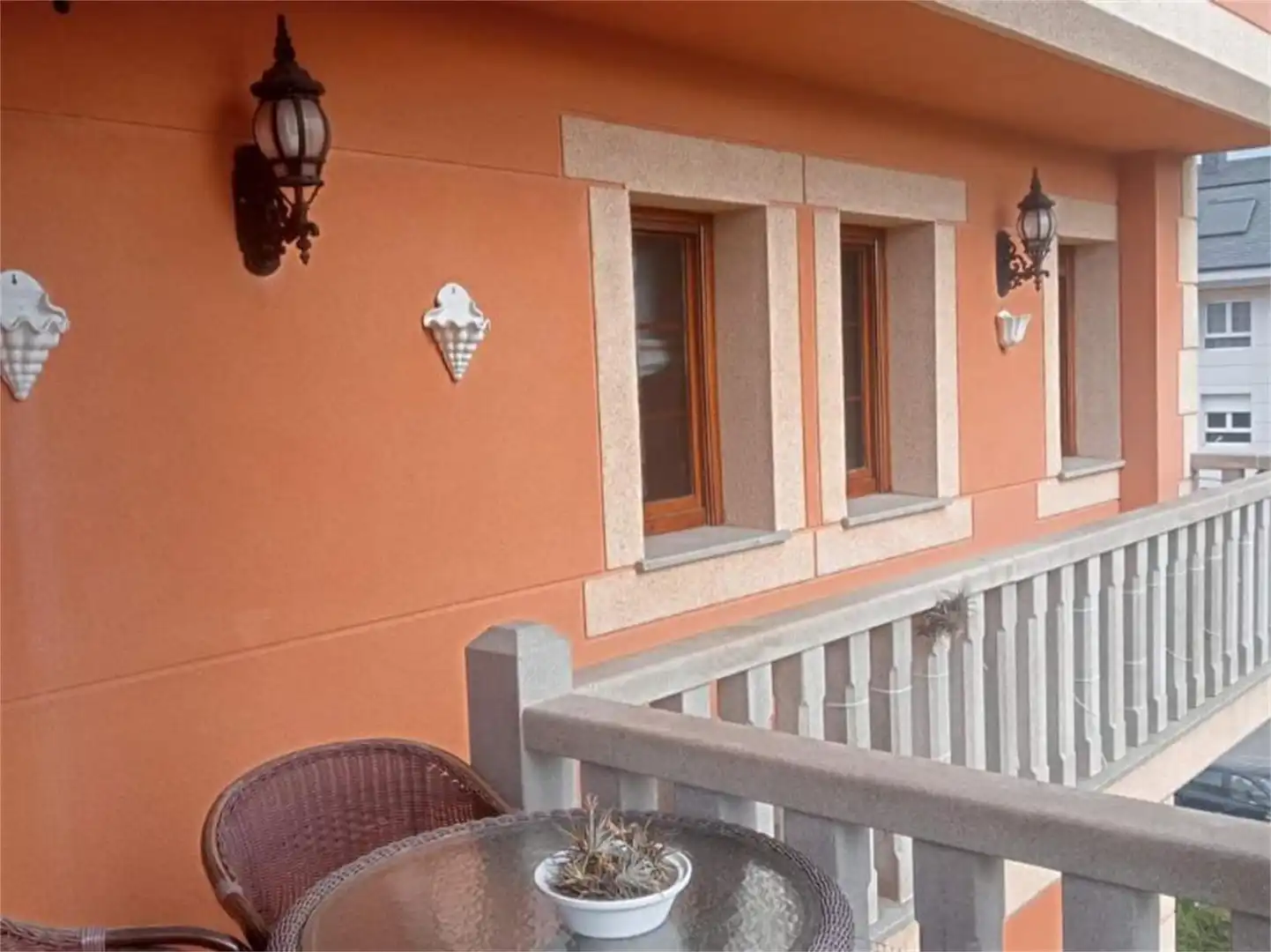 Casa o chalet en venta en Avenida Arcadio Pardiñas, Burela Terraza de Casa o chalet en venta en Burela con Calefacción, Parquet y Terraza