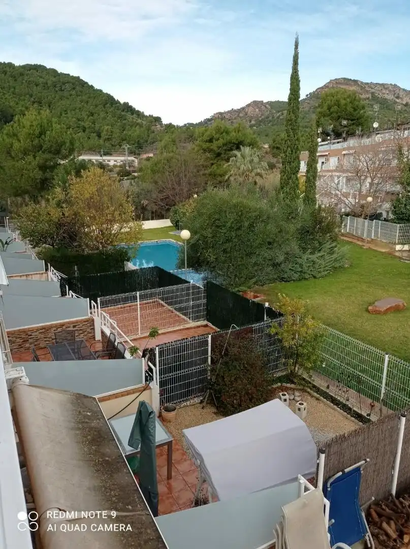 Piscina de Casa adosada en venta en Náquera con Aire acondicionado, Calefacción y Jardín privado