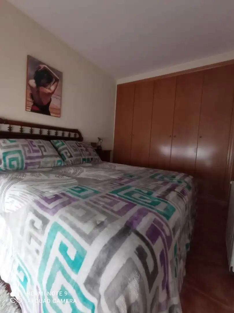 Habitación de Casa adosada en venta en Náquera con Aire acondicionado, Calefacción y Jardín privado