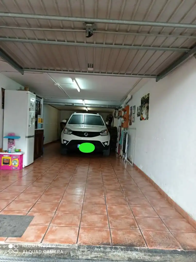 Parking de Casa adosada en venta en Náquera con Aire acondicionado, Calefacción y Jardín privado