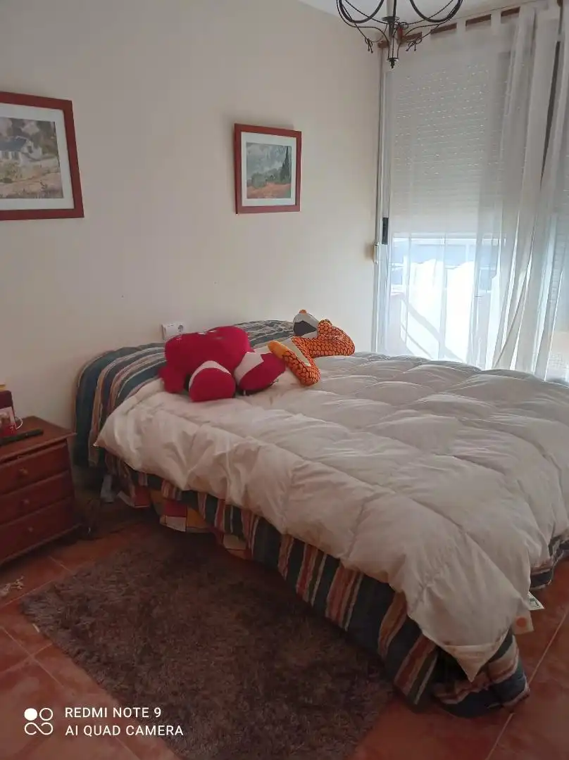 Habitación de Casa adosada en venta en Náquera con Aire acondicionado, Calefacción y Jardín privado