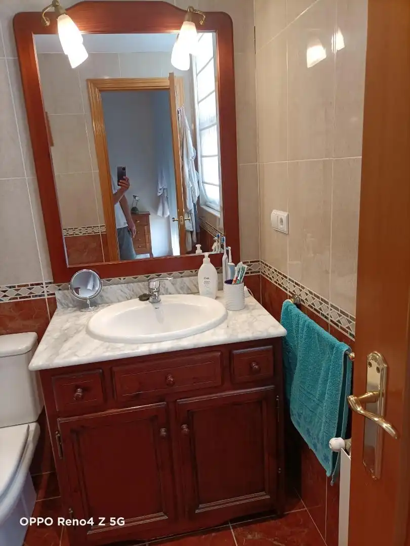 Baño de Casa adosada en venta en Náquera con Aire acondicionado, Calefacción y Jardín privado