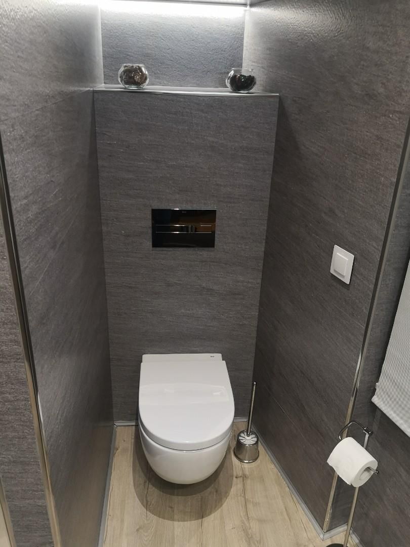 Bathroom of Flat for sale in Salamanca Capital  with Air Conditioner