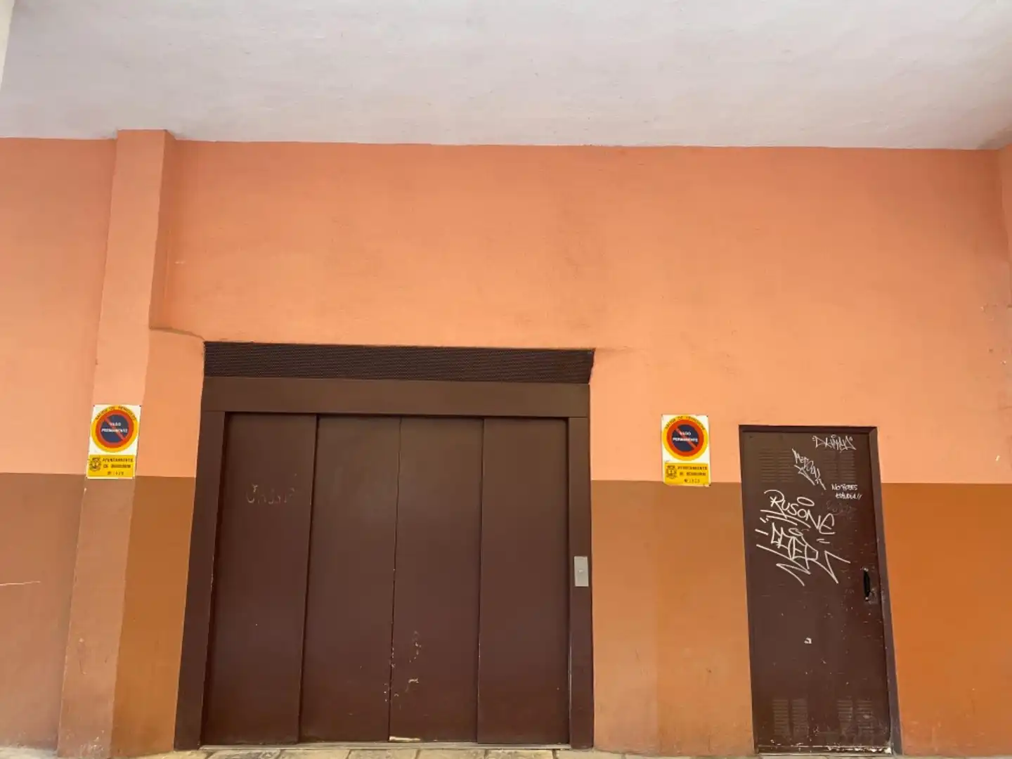 Vista exterior de Garaje en venta en Benidorm
