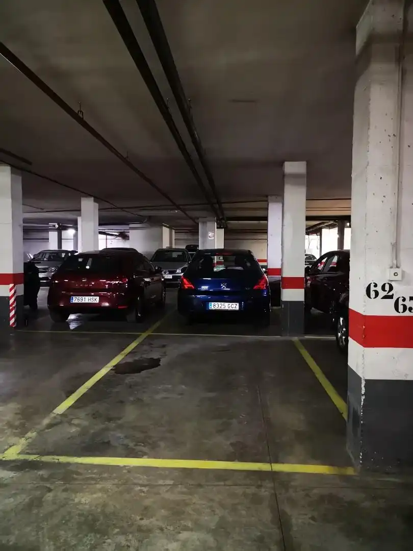 Aparcament de Garatge en venda en Valencia