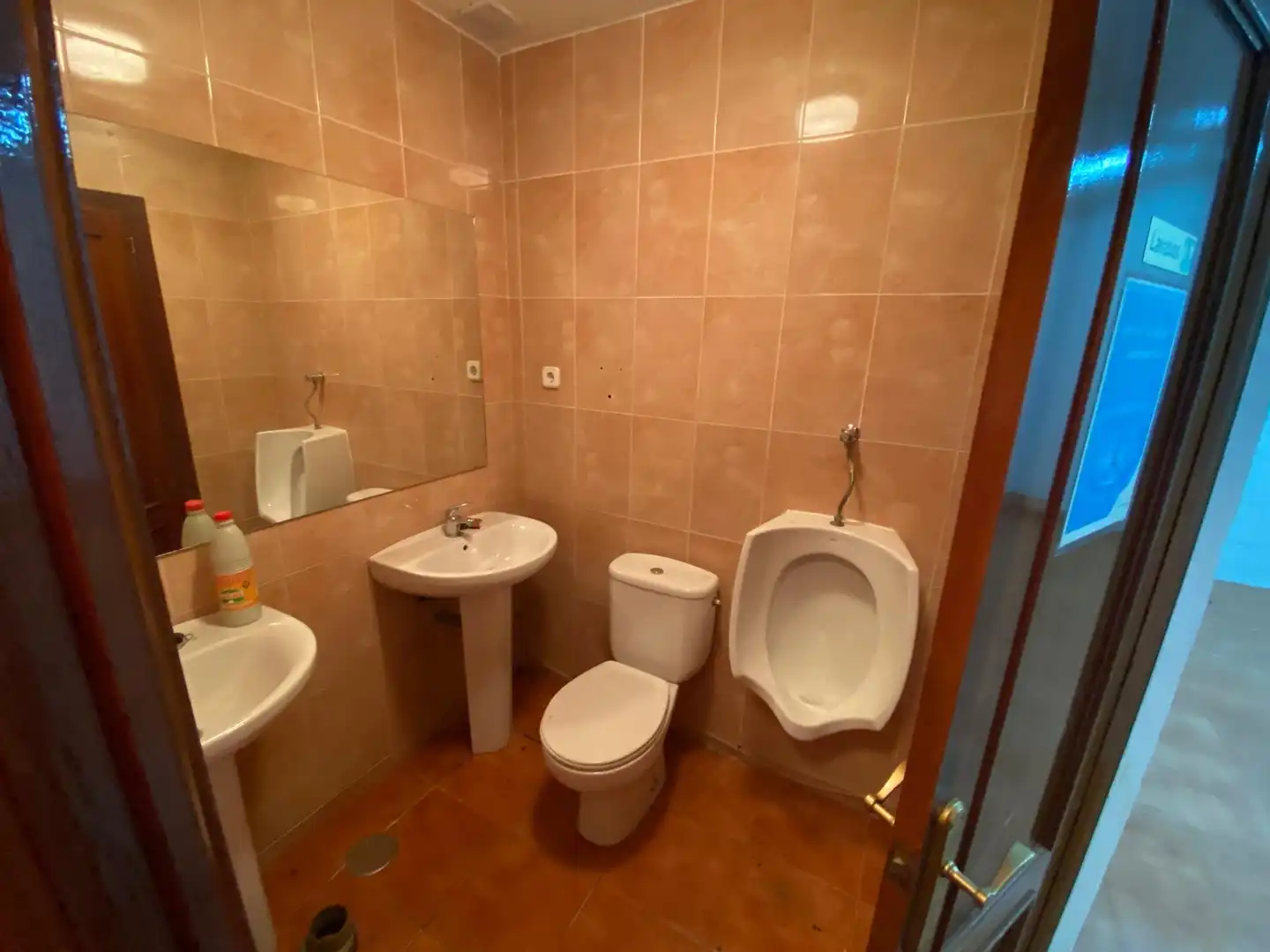 Baño de Oficina en venta en El Tiemblo 