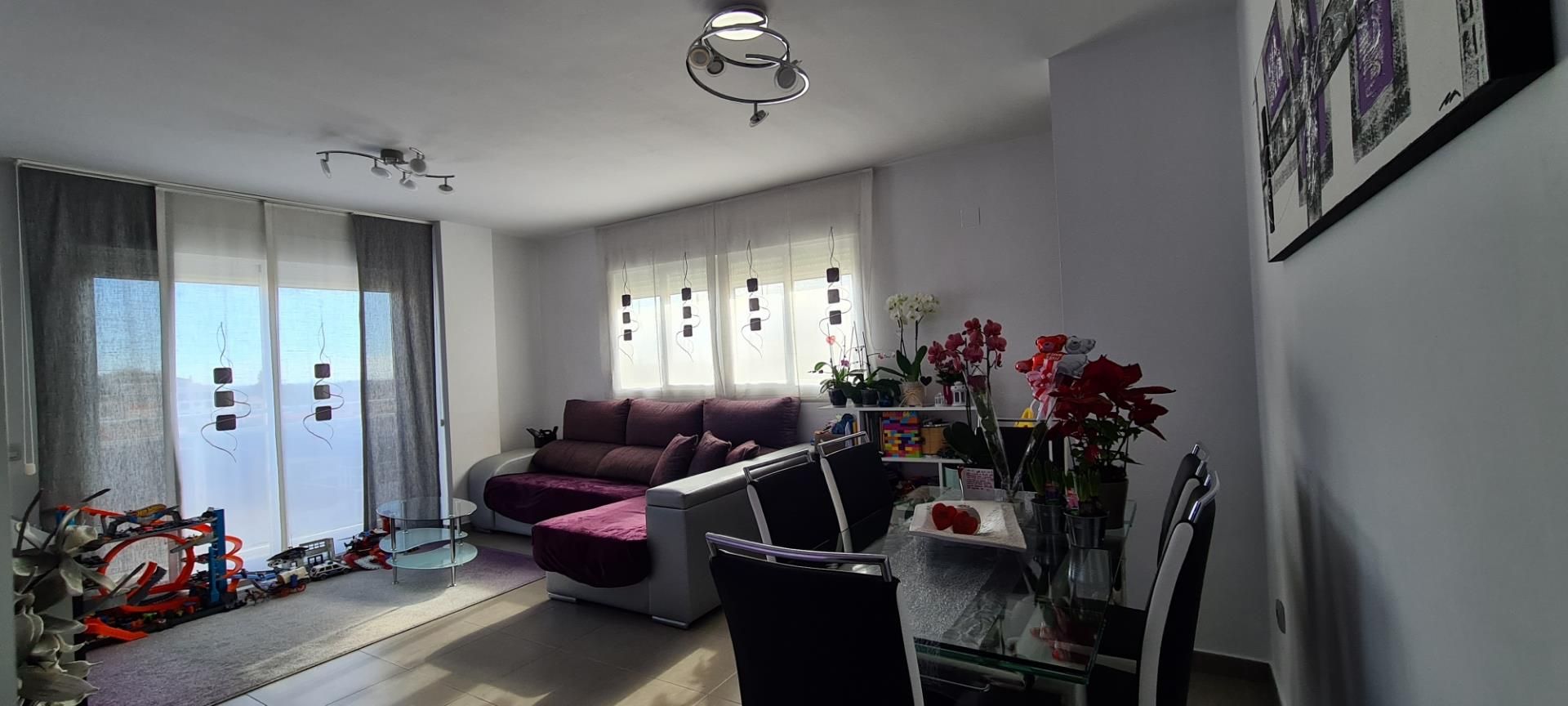 Living room of Flat for sale in Almazora / Almassora  with Air Conditioner and Balcony