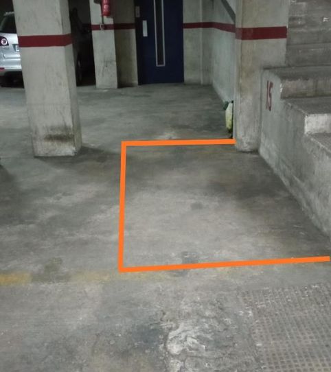 Garaje de alquiler en Avenida Doctor Peset Aleixandre, 95, Tormos, Valencia Capital - imagen 2 Foto 2 de Garaje de alquiler en Avenida Doctor Peset Aleixandre, 95, Tormos, Valencia Capital
