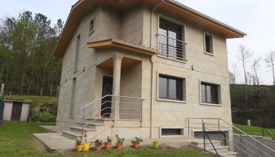 House or chalet for sale in Loureiro, 28, Salceda de Caselas, Pontevedra - image 1 Photo 1 of House or chalet for sale in Loureiro, 28, Salceda de Caselas, Pontevedra