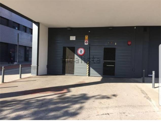 Garaje en Alquiler en Carrer Can Fàbregas en Riera Seca