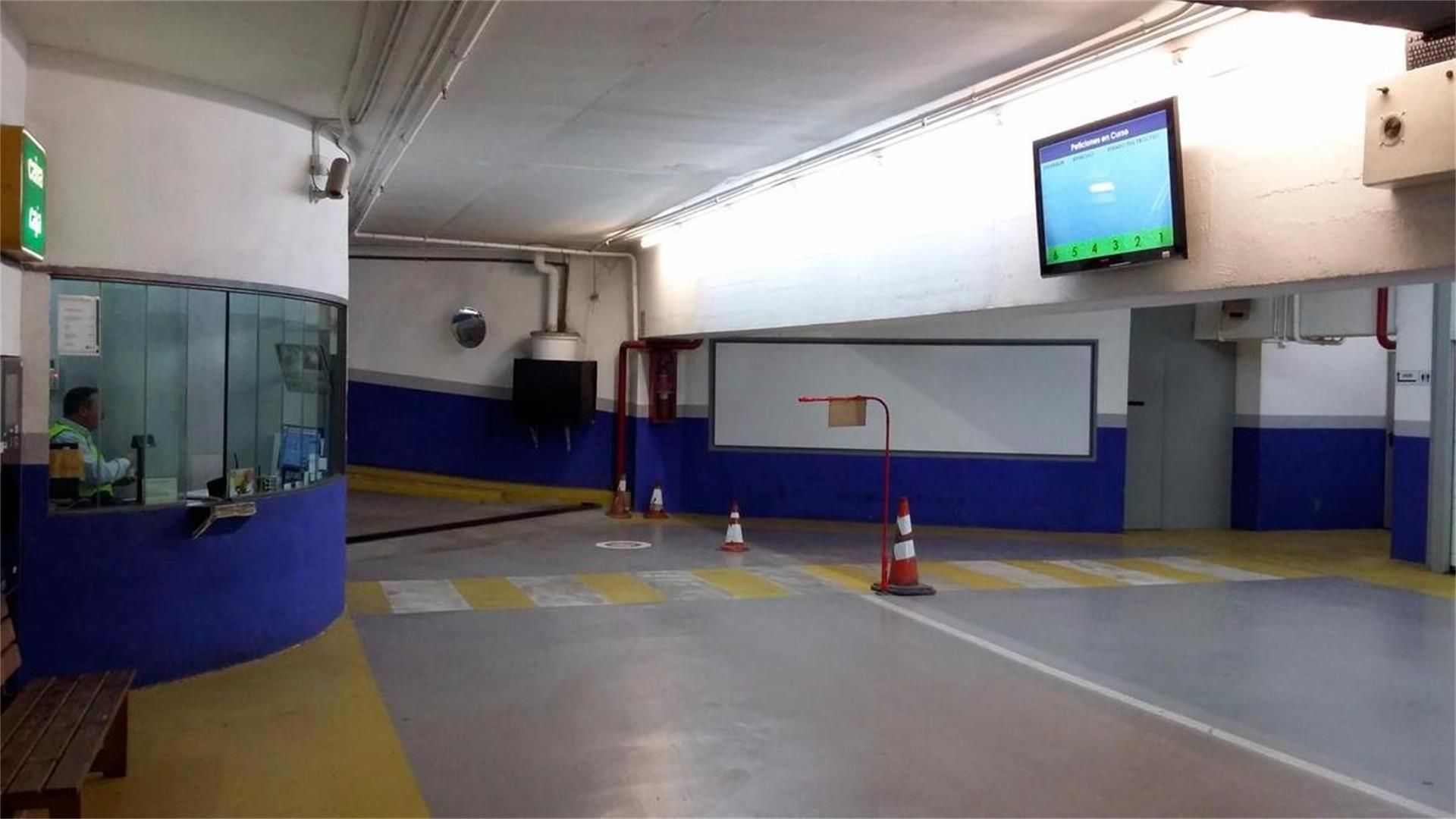 Garage to rent in  Barcelona Capital