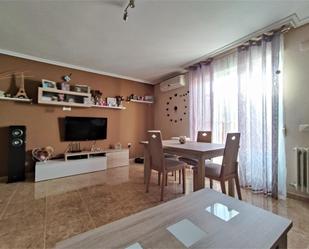 Living room of Single-family semi-detached for sale in Picón  with Air Conditioner