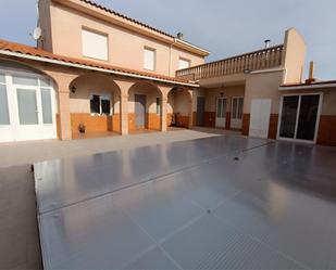 Exterior view of House or chalet for sale in Pedro Muñoz  with Air Conditioner, Heating and Swimming Pool