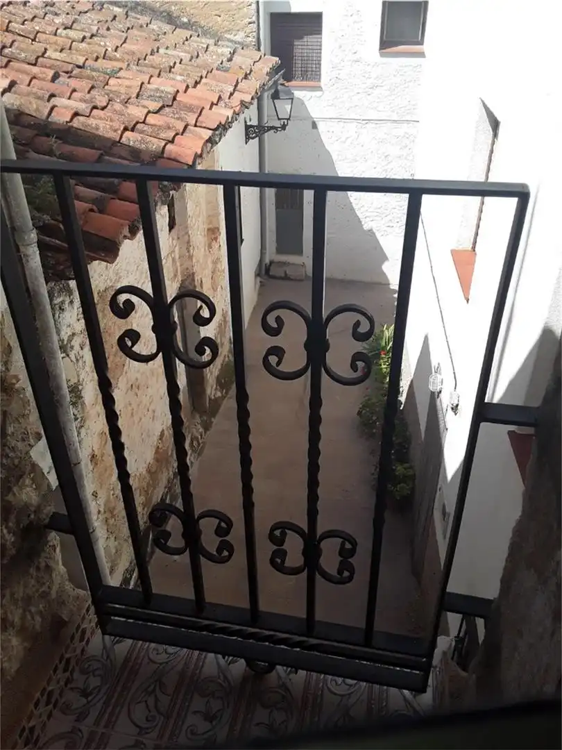 Detached homes for sale in Calle de en Jordá, Les Coves de Vinromà Balcony of Detached homes for sale in Les Coves de Vinromà with Terrace, Storage room and Furnished