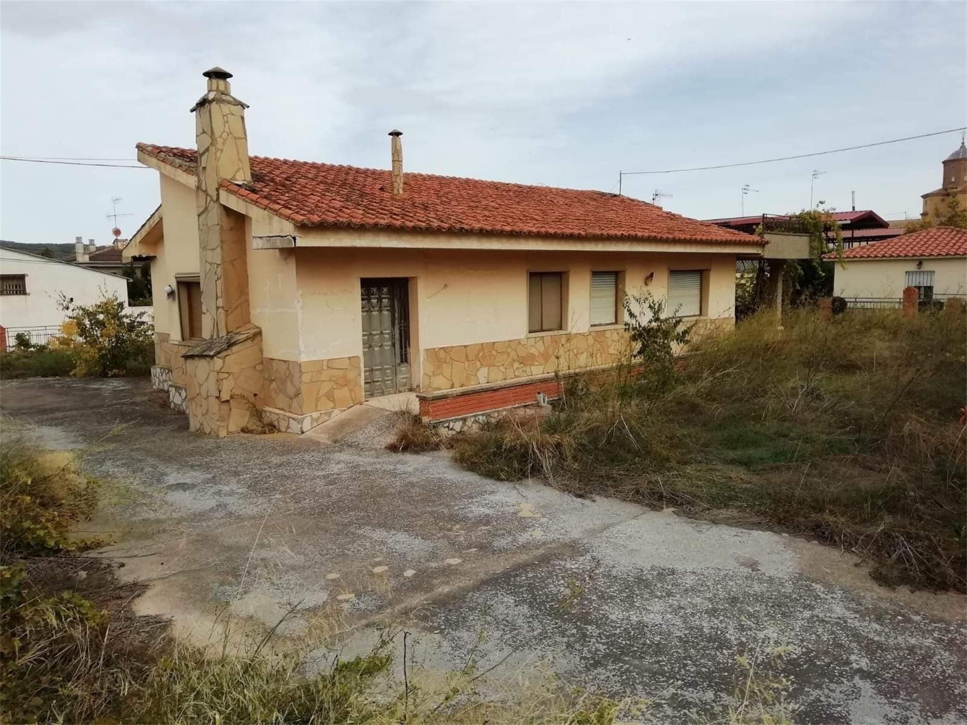 Exterior view of House or chalet for sale in Aguaviva  with Private garden, Terrace and Storage room
