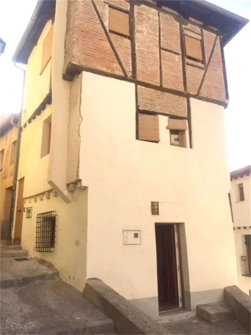Exterior view of Office for sale in Segovia
