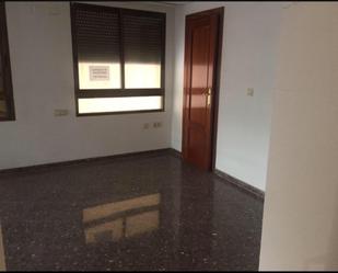 Bedroom of Office to rent in Torrent