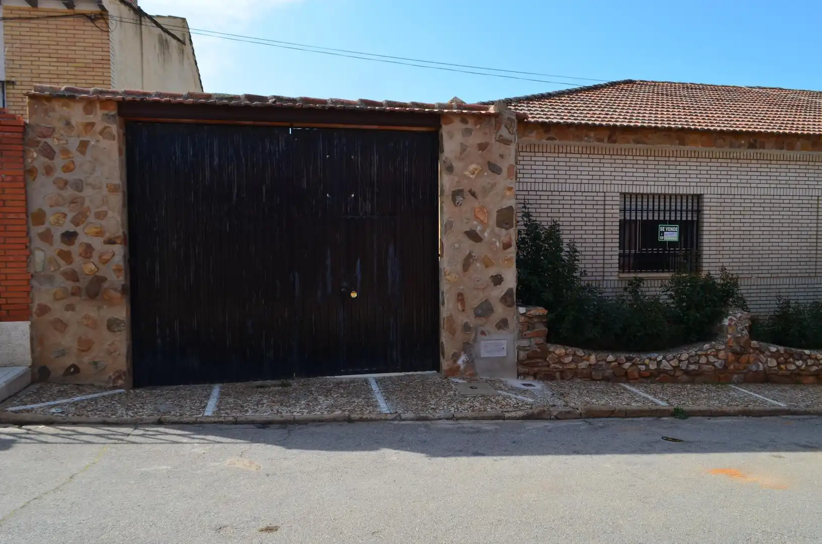 Planta baixa en venda a Calle Eugenio García, 8, Porzuna Vista exterior de Planta baixa en venda en Porzuna amb Calefacció, Jardí privat i Terrassa