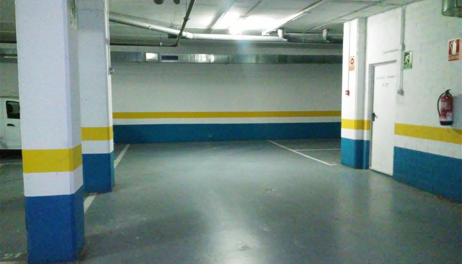 Photo 1 of Garage for rent in Calle Belle Epoque, Valdespartera, Zaragoza Capital
