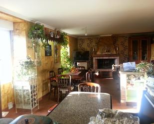 Menjador de Casa o xalet en venda en A Estrada  amb Terrassa