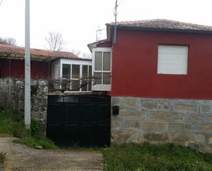 Vista exterior de Casa o xalet en venda en A Bola  amb Terrassa