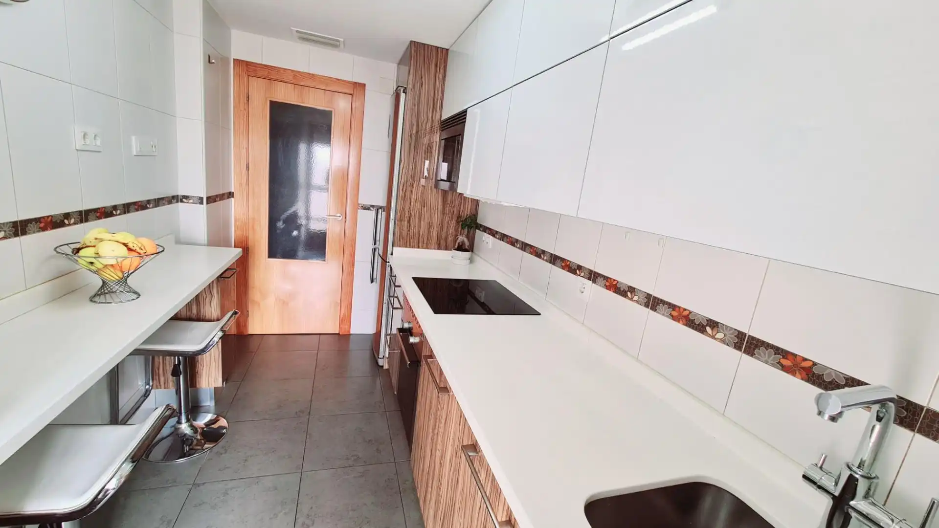 Cocina de Local en venta en Murcia con Aire acondicionado, Calefacción y Trastero