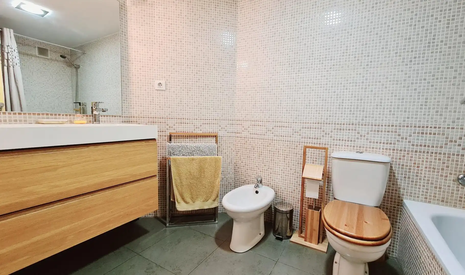 Baño de Local en venta en Murcia con Aire acondicionado, Calefacción y Trastero