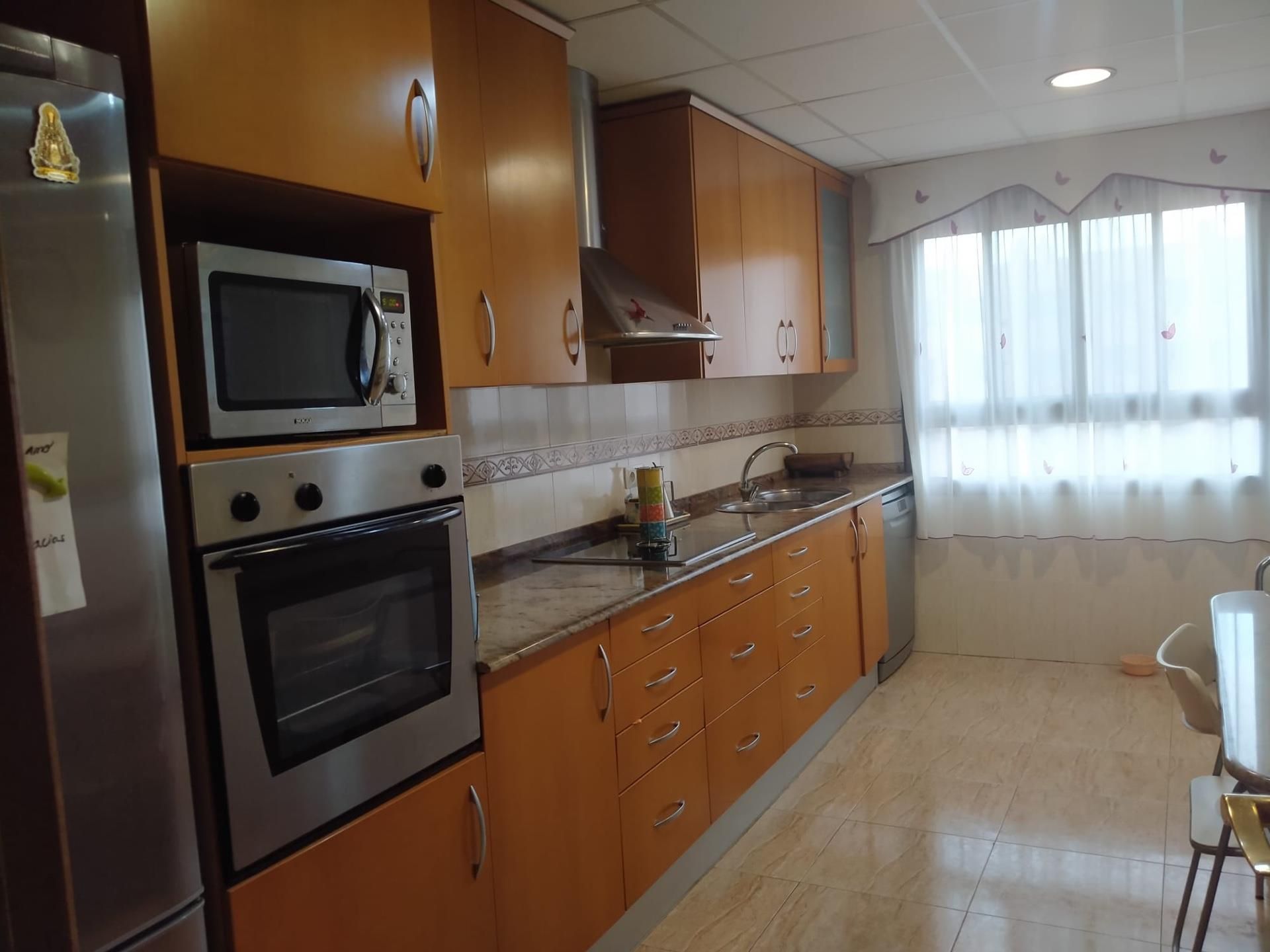 Kitchen of Flat for sale in Tortosa  with Air Conditioner, Heating and Parquet flooring