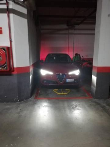 Garaje en Venta en Calle Jacinto Benavente, 12 en Parque Empresarial