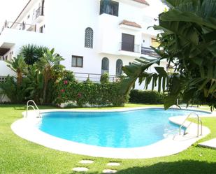 Swimming pool of Flat for sale in Marbella  with Air Conditioner, Terrace and Swimming Pool