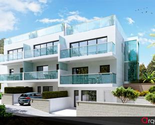 Exterior view of Single-family semi-detached for sale in L'Alfàs del Pi  with Air Conditioner, Terrace and Swimming Pool