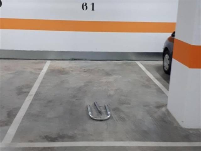 Garaje en Alquiler en Calle Orson Welles, 36 en El Tejar - Hacienda Bizcochero