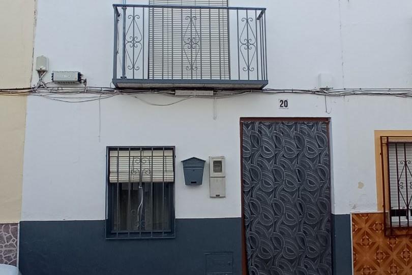 Photo 1 of Single-family semi-detached for sale in Calle Conde Salvatierra, 20, Jódar, Jaén