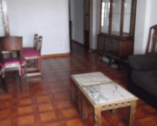 Living room of Flat for sale in  Sevilla Capital  with Air Conditioner, Terrace and Balcony