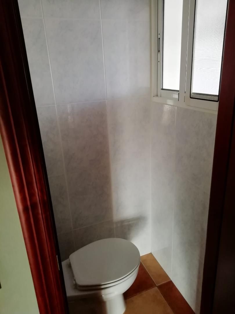 Bany de Casa adosada en venda en Santaella amb Aire condicionat