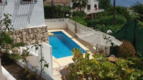 Foto 3 de Casa o xalet en venda a Calle Alcachofera, Cala Advocat - Baladrar, Benissa