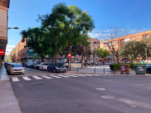 Local comercial en Alquiler en Calle Ramón y Cajal, 15 en Avenida de la Paz