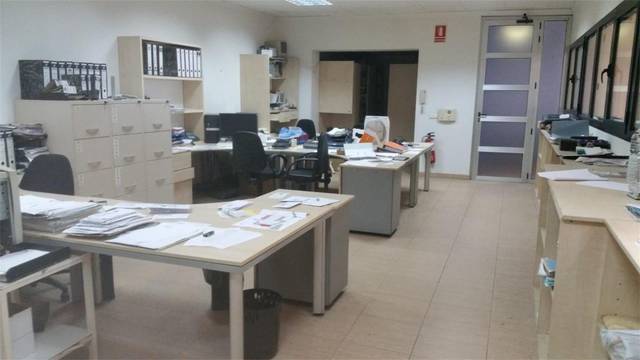 Nave industrial en Alquiler en Calle del Cabesol en Antigua Moreria