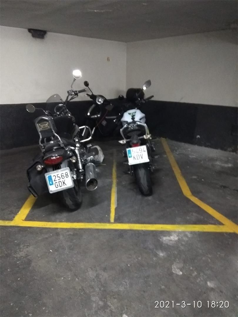 Parking of Garage for sale in  Madrid Capital