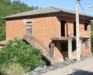 Vista exterior de Casa o xalet en venda en Pinofranqueado amb Terrassa i Balcó