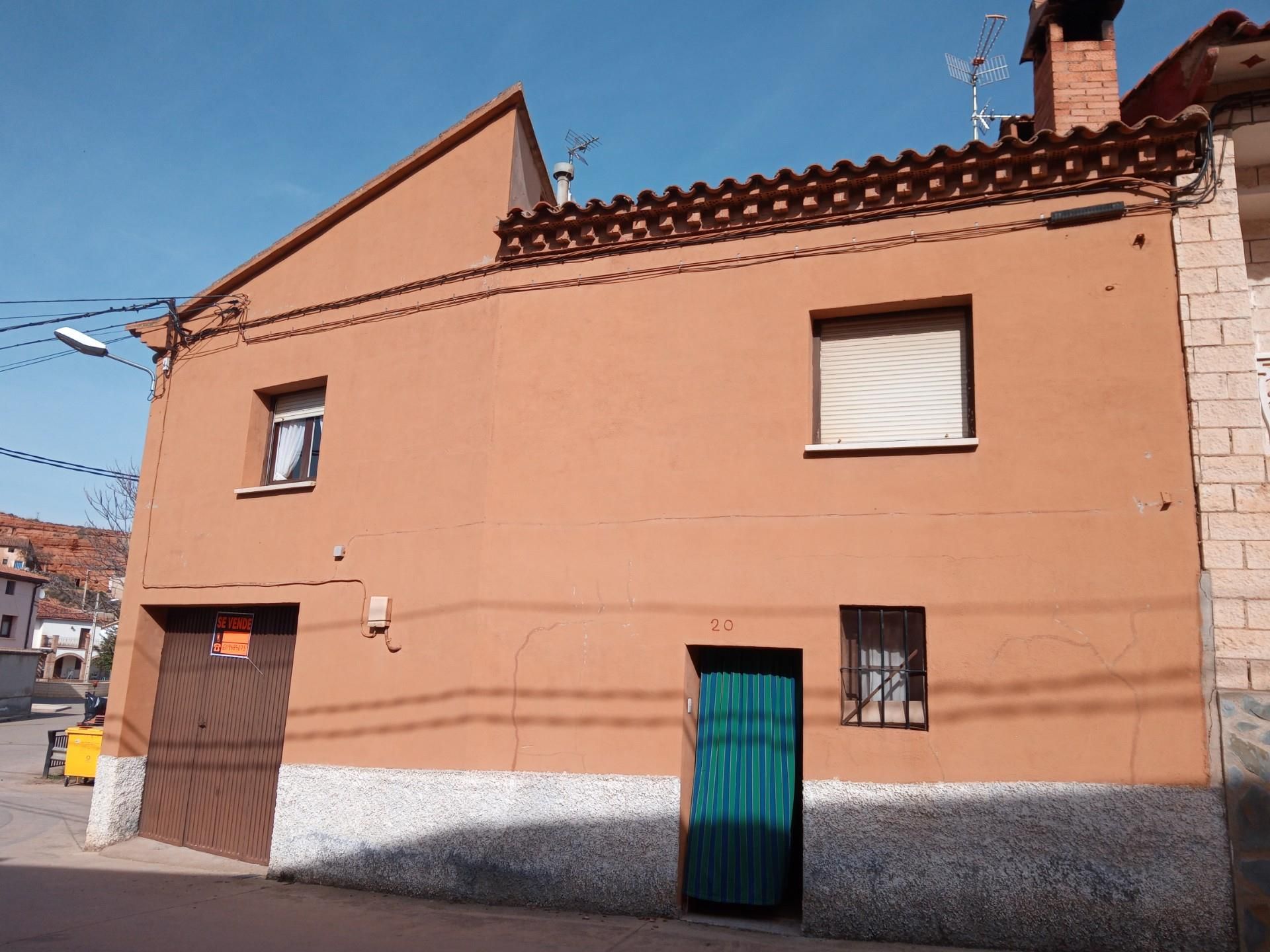 Vista exterior de Finca rústica en venda en Ibdes amb Calefacció, Traster i Moblat