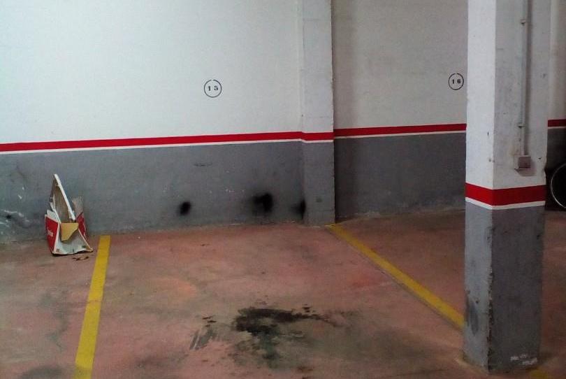 Photo 1 of Garage to rent in Calle Alfredo Calderón, La Carolina, Jaén