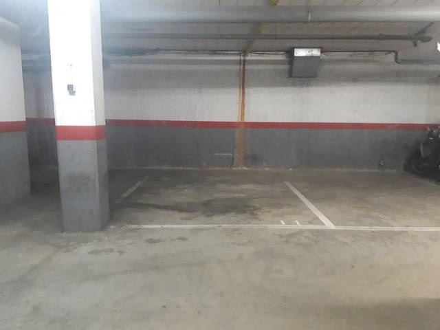 Garaje en Venta en Carrer de Maria Aurèlia Capmany, 10 en El Raval